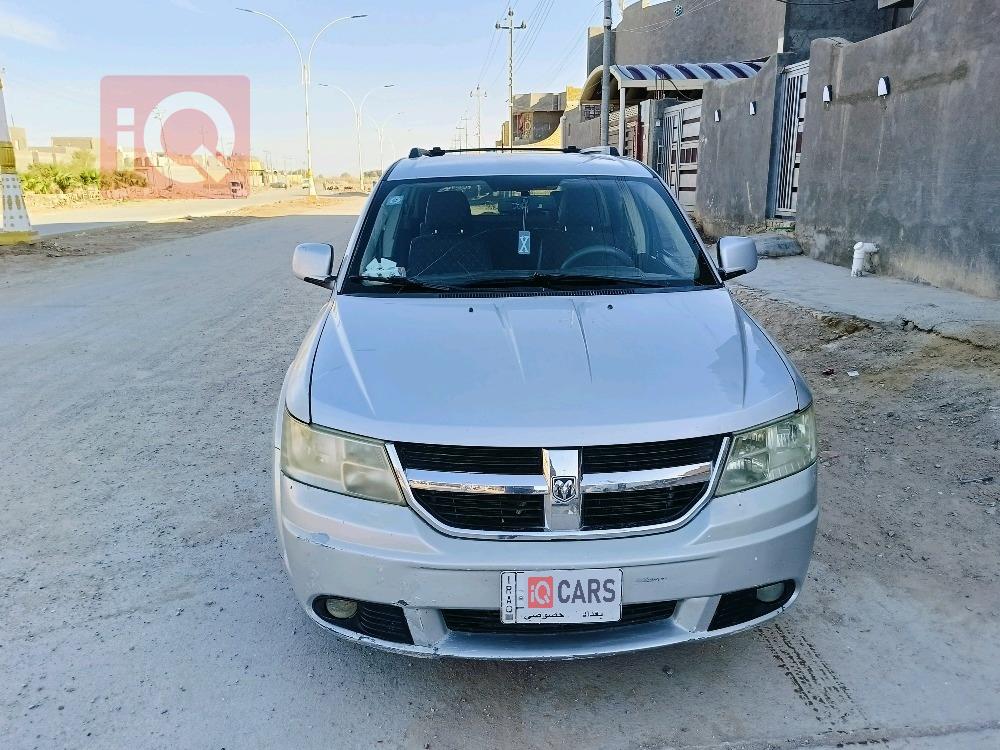 دودج جورني